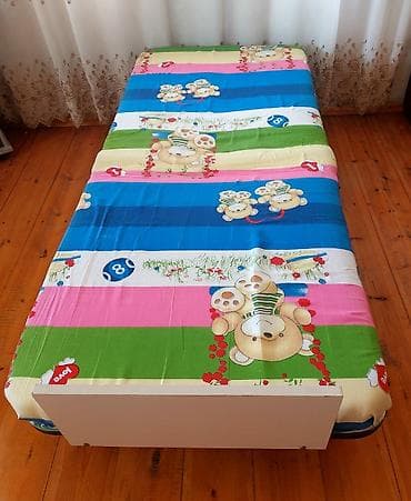 Oğlan və qız üçün, Yeni, Çarpayı, Bazasız, Matras ilə, Siyirməsiz