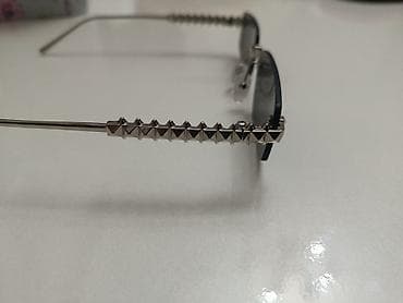 komputer eynekleri: Gün eynəyi – minimal çərçivəsiz dizayn - Linzalar: düzbucağa yaxın — 2