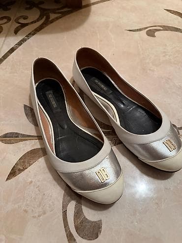 Dirk Bikkembergs qadın baletkaları ölcu 38 - Rəng: ağ və gümüşü