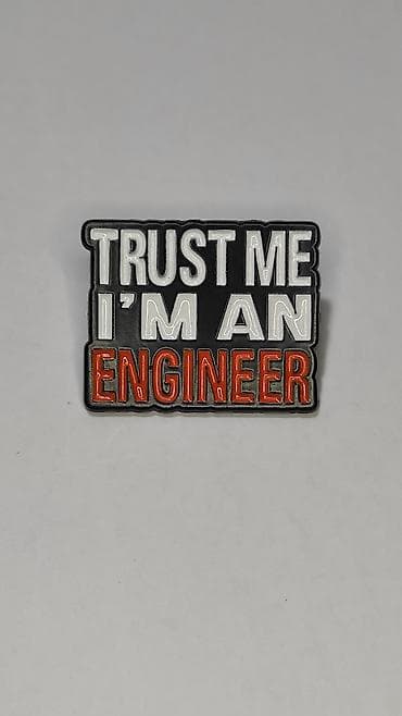 Eynəklər: Məhsul: “Trust Me I’m an Engineer” yazılı döş nişanı (pin) - Dizayn — 2