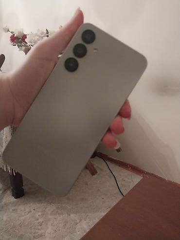 mini smartfonlar: Samsung Galaxy A16, rəng - Gümüşü — 2