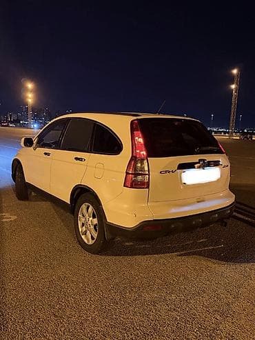 lada teker: Honda CR-V: 2.4 l | Krossover — 3