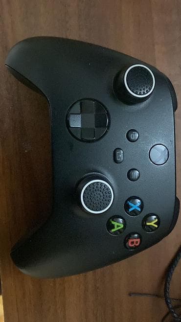 irşad electronics bərdə: Xbox Series S oyun konsolu - Rəng: ağ (korpus), üst hissədə böyük — 2