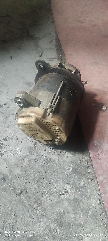 Avtomobil generatoru (alternator) - Tip: 12V avtomobil alternatoru -