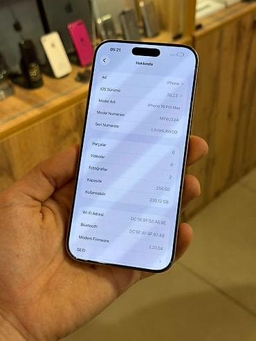 usilitel satilir: IPhone 16 Pro Max, 256 GB, Qara — 9