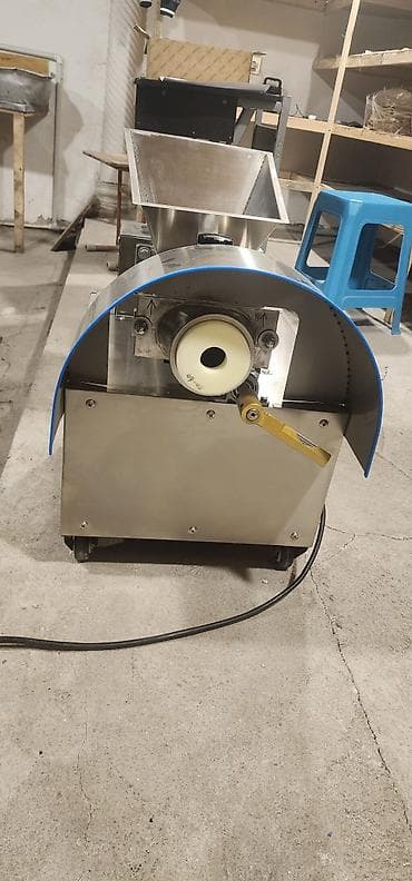 yer pompasi: Paslanmayan poladdan hazırlanmış sənaye tipli kündə kəsən aparat — 10