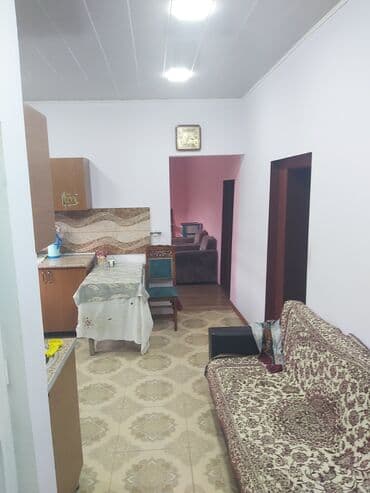 Boşqablar: Satılır: Həyət evi (şəkillərdə göstərilən) - Geniş mətbəx: asma — 6