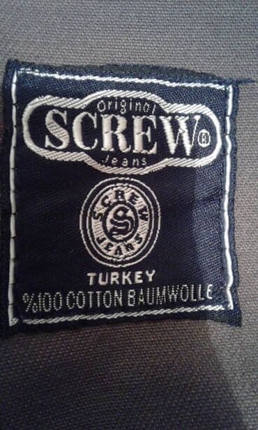 kişilər üçün trusu dəsti: 4 ədəd istifadə olunmuş kişi cins şalvarları satılır. Türkiyə — 3