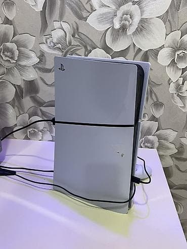 ps4 controller: PlayStation 5 (diskli versiya) + 2 ədəd DualSense idarəetmə pulti — 4