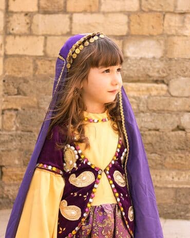 kurtka uşaq: Milli, karnaval, personaj və hərbi geyimlərin kirayəsi və satışı 10 — 2