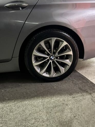 bmw 530d: BMW 528: 2 l | 2015 il Sedan — 6