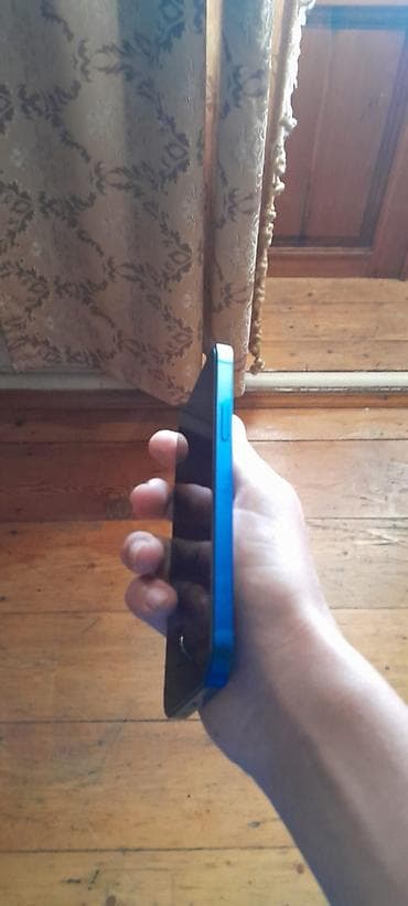 piltə: IPhone 12, 64 GB — 2