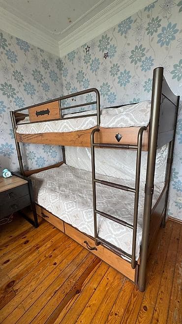 Oğlan və qız üçün, İşlənmiş, Çarpayı, Matras ilə, Siyirməli, Taxta lalafo.az -da Oğlan və qız üçün, İşlənmiş, Çarpayı, Matras ilə, Siyirməli, Taxta