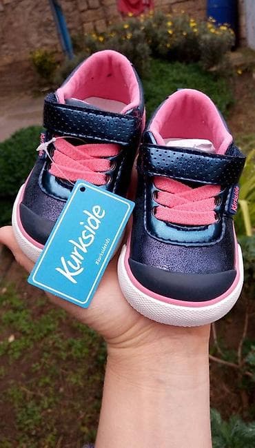 Çəkmələr: Kurkside
Американский бренд

В наличии размер Eur 20

Цена 40 манат — 1