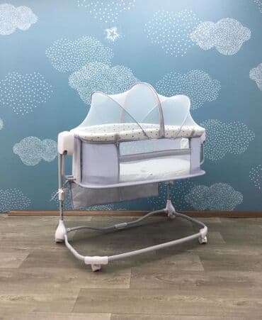 qidalandırmaq üçün uşaq stul yelləncək: Usaq besiyi,tülü var, matrası var .Elektrondu. 1 yasa kimi usaq — 2