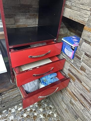 masa islenmis: Salon üçün iş stolu/dolab - Material: laminat MFD (qara-gövdə — 1