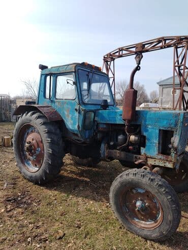 traktor foton: Işlek veziyetde — 1