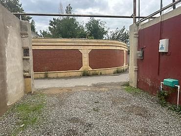 Satılır: iki mərtəbəli həyət evi 1ci mertebisi 1 metbex 1 qonaq otagi