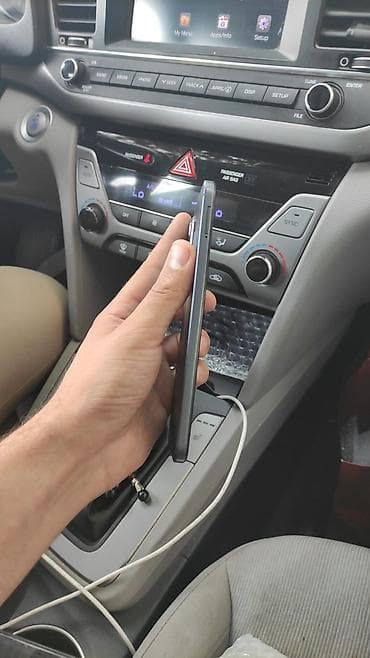 mabil telefon: Infinix 256 GB, rəng - Boz, Sensor — 3