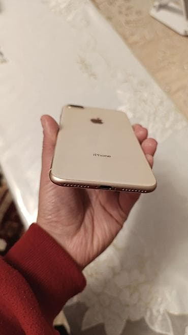 iphone 7 ucuz: IPhone 8 Plus, Qızılı, Barmaq izi — 3