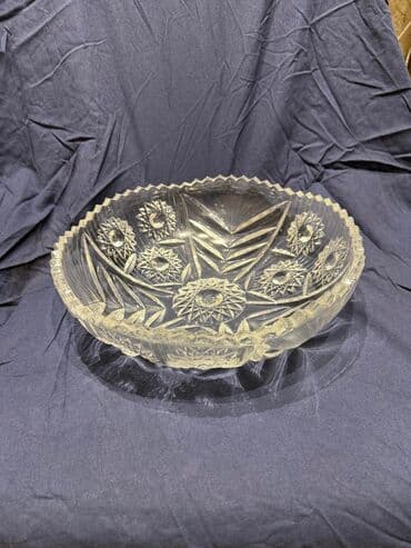 Bir vaza, Xrustal lalafo.az -da Bir vaza, Xrustal