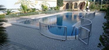 metbex tavan dizaynlari: Şəkillərdə müxtəlif layihələr və tərtibat nümunələri göstərilib — 15