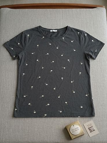Qısaqollu T‑şört razmeri 28 👕 Stradivarius original qara köynək –
