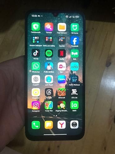Redmi 15 c 256 yaddaş 8+8 ram idial telefondu münasib qiymətlə real — 5