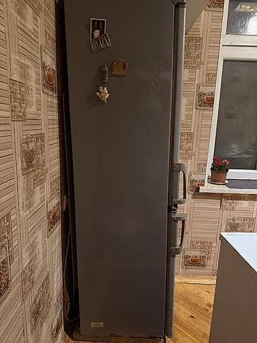 mikrovalnovka satilir: İşlənmiş 2 qapılı Swizer Soyuducu Satılır, rəng - Boz — 2