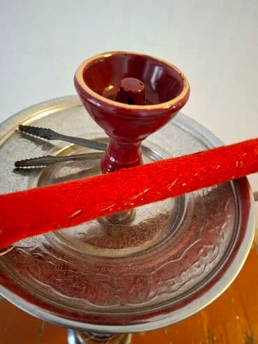 əl xına bəzəkləri: Yaxsı vəziyyətdə qəlyan satılır. - Material: cilalanmış metal gövdə — 2