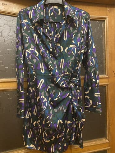 ağ qadın ətəkləri: Qadın geyimləri – 2 fərqli model 1) Ağ bluz: - Yumşaq, axıcı parça - — 26