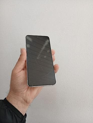 ipad 2 ikinci el: Samsung Galaxy S22, 128 GB, rəng - Ağ — 4