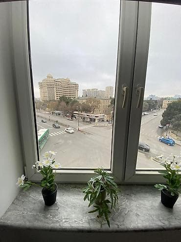 mida satis: Xanımlar üçün kirayə otaq! 200 AZN (hər şey daxil). Mənzildə qaz, su — 10