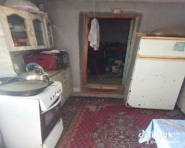 Daşınmaz əmlak: Mingəçevir şəhəri Günəşli qəsəbəsi poçt küçəsində 1ci döngə yola çox — 6
