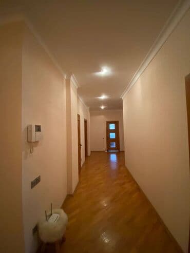 hokməlidə kirayə evlər: Xətai rayonu,Sabit Orucovda yerləşən,15 mərtəbəli yeni tikili binanın — 8