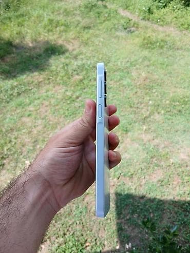 iphone 15 pro max 2 ci el: Samsung Galaxy A16, 256 GB, rəng - Ağ, İki sim kartlı — 4