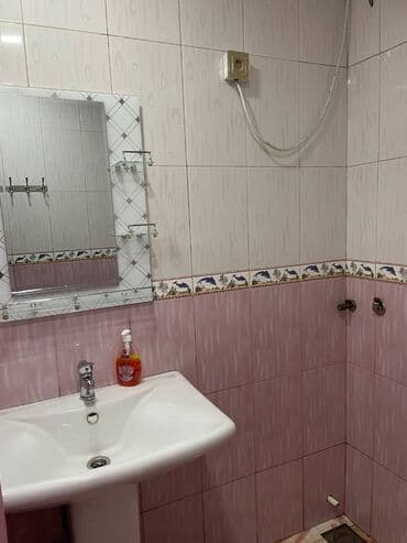 binə atçiliq: Hövsanda Araz marketə yaxın 9 mertebeli binanın 1-ci mərtəbəsində — 5