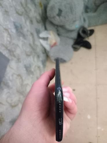 android monitor satilir: Yalniz vp Xiaomi Redmi smartfon - Ekran: 6.3" damcı formalı ön kamera — 6