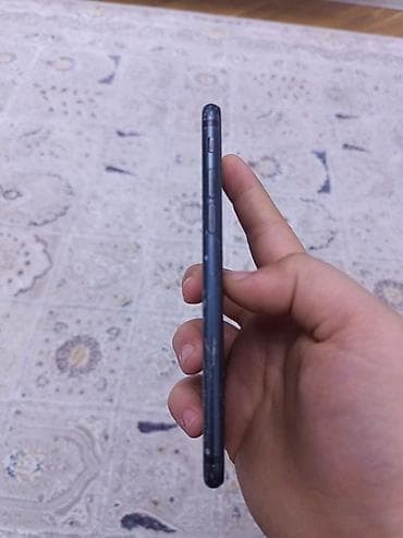 ipone x islenmis: IPhone 7, Qara, Qırıq — 2
