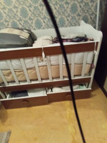 Oğlan və qız üçün, İşlənmiş, Dördbucaq, Beşik, Matras ilə, Yellənmə mexanizmsiz — 2