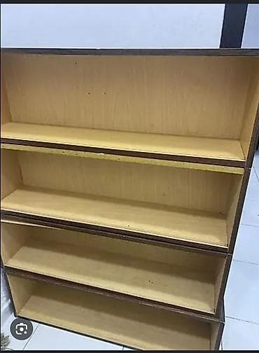 Çexiya istehsalı 6 ədəd kitab rəfi. şüşəsi ilə at lalafo.az Çexiya istehsalı 6 ədəd kitab rəfi. şüşəsi ilə