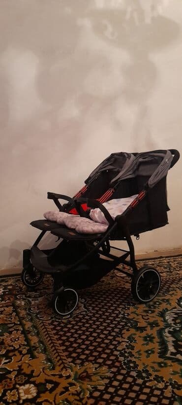 əkizlər üçün: Əkizlər üçün araba, Carello, İşlənmiş, Ünvandan götürmə — 1