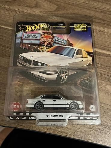 Музыкальные инструменты: BMW, 1991 год, 1:64, Железо — 1