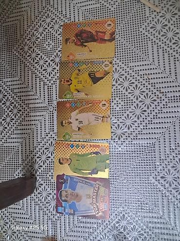 gitara simi: Məhsul: Futbol kolleksiya kartları dəsti Təsvir: - Müxtəlif liqa və — 2