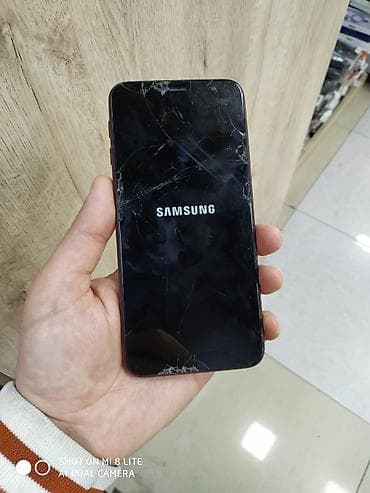 irshad telecom iphone 12 pro max: Samsung Galaxy J6 Plus, 32 GB, rəng - Qırmızı, Qırıq — 2