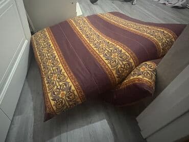 dash yunu qiymeti: 15 kq döşək. Yun əsil Qarabağ yunudur. İstifadə olunub. Amma çox — 1