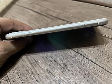 apple m1: IPhone 11, 128 GB, White Titanium, Face ID — 9