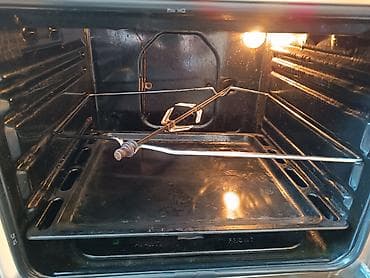 Hotpoint Ariston quraşdırılan elektrik sobası — model CISFBG IX/HA — 3