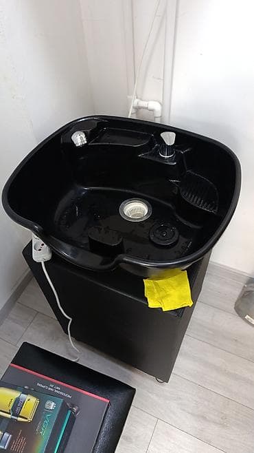 Salon üçün yuyucu lavabosu – mobil tip - Qara rəngli, dərin kase — 1