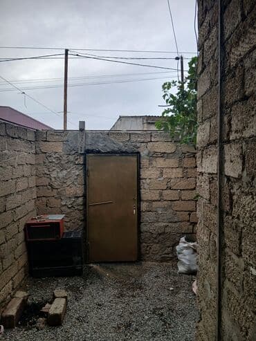 xetai rayonu gence prospekti satilan evler: Bahar qesebesinde 1.7 sot torpaqda 105 kvadrat 4 otaqli heyet evi — 2